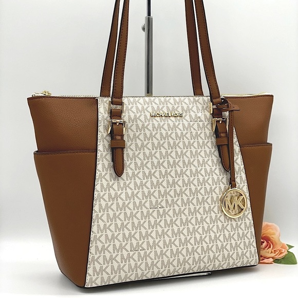 MICHAEL KORS CHARLOTTE LARGE TOP ZIP TOTE VANILLA - Picture 1 of 16